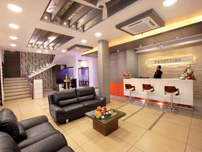 Hotel Aswathy Kodungallur Экстерьер фото